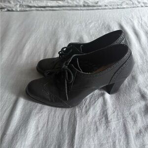 Classic Black Women's Lace-Up Shoes